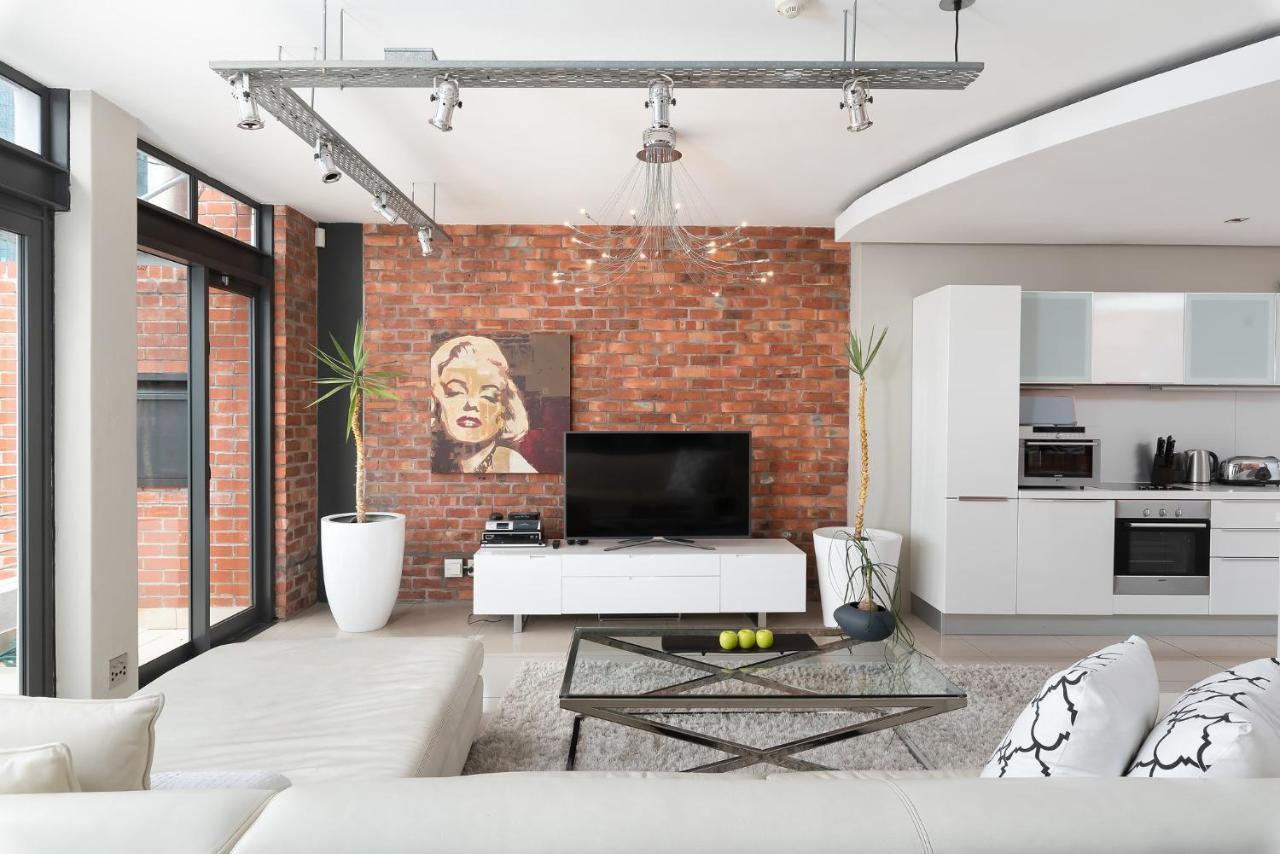 Metropolis Luxury Apartments Кейптаун Екстериор снимка