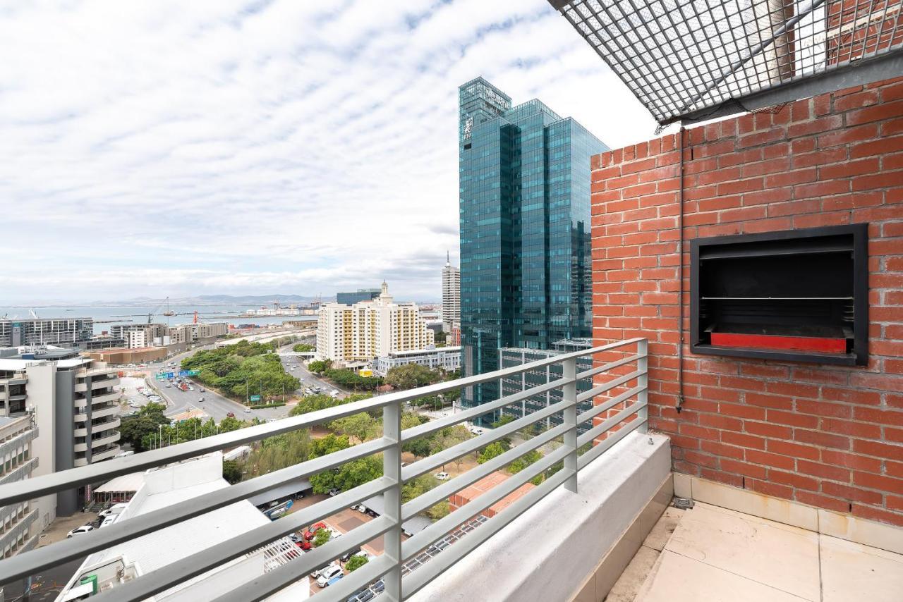 Metropolis Luxury Apartments Кейптаун Екстериор снимка
