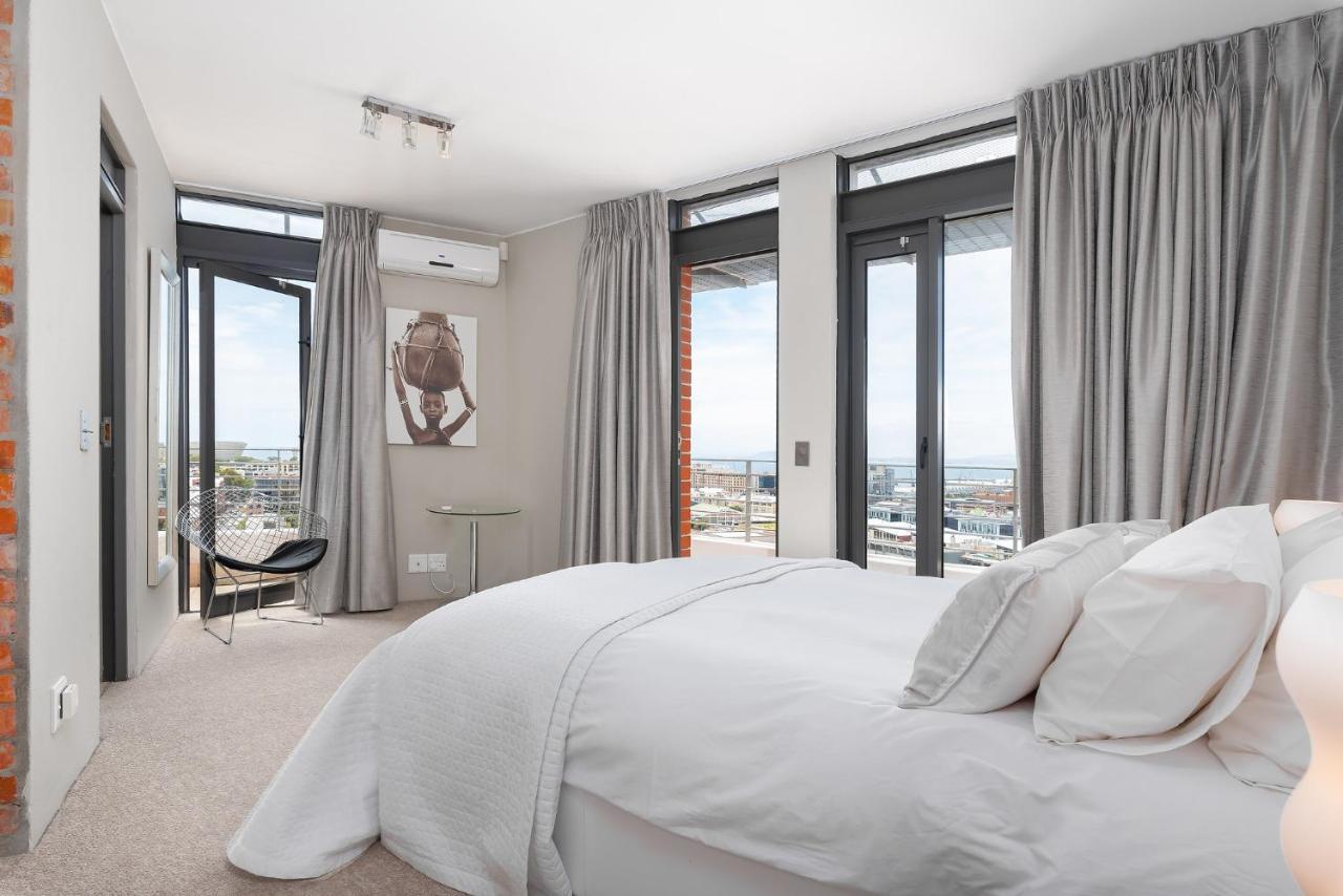 Metropolis Luxury Apartments Кейптаун Екстериор снимка