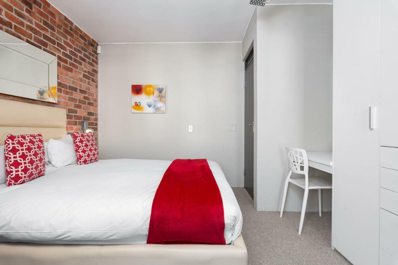 Metropolis Luxury Apartments Кейптаун Екстериор снимка