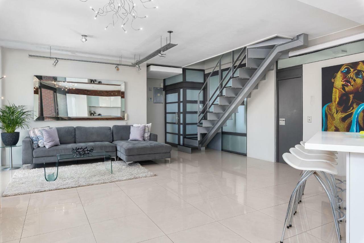 Metropolis Luxury Apartments Кейптаун Екстериор снимка